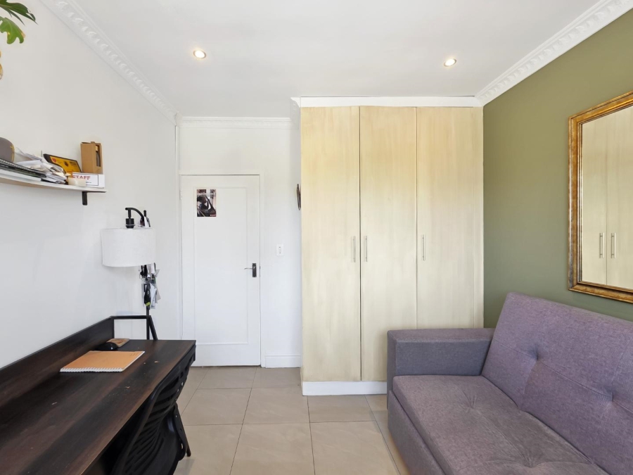 To Let 2 Bedroom Property for Rent in Sea Point Western Cape